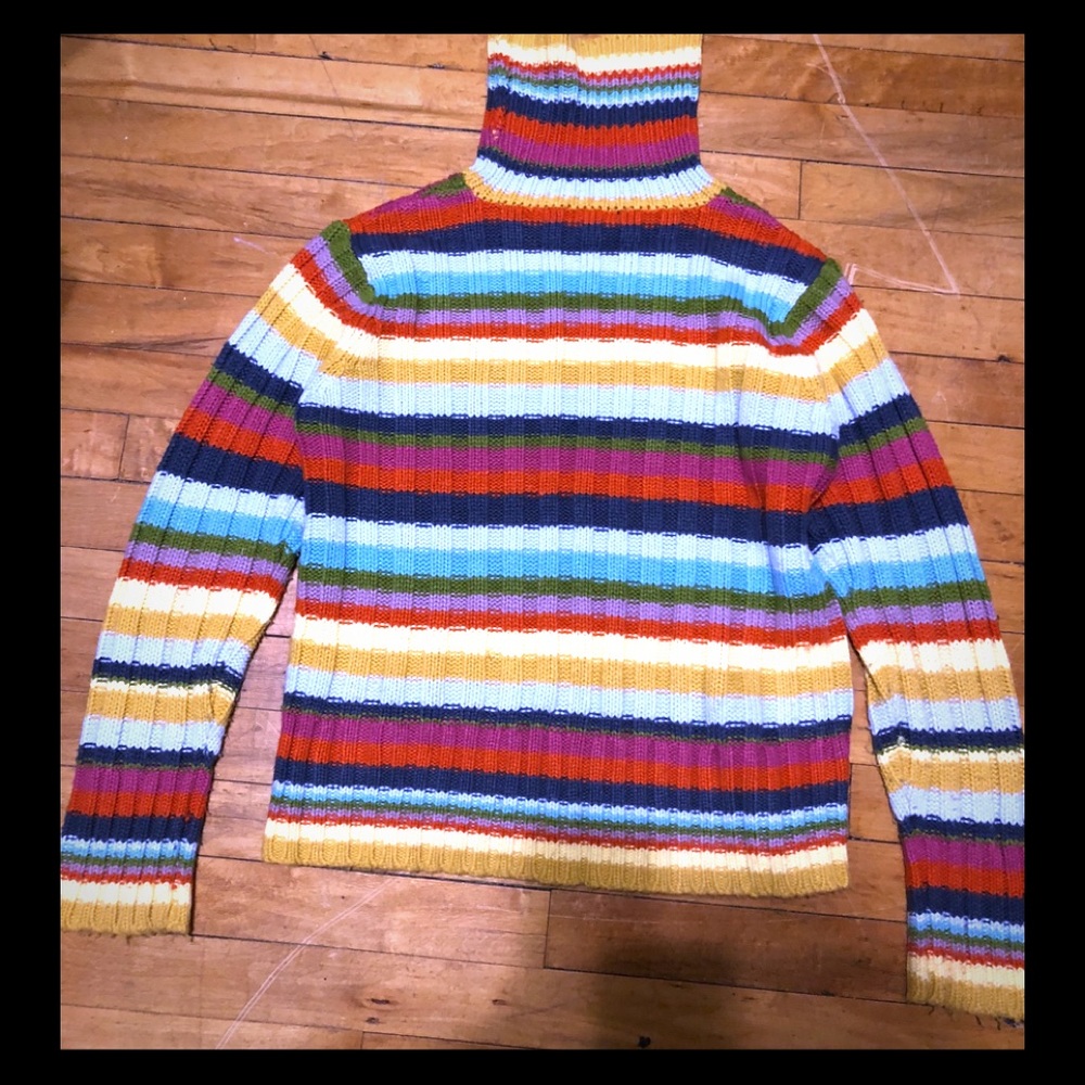 Retro colorful sweater